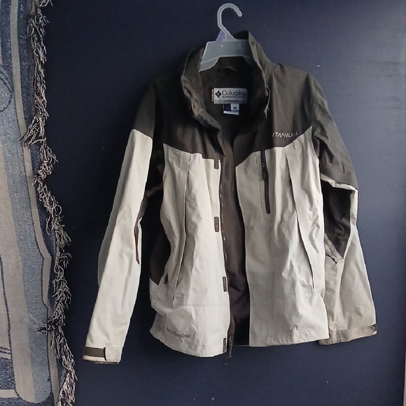 Columbia Other - Columbia Titanium Omni Tech Winter Ski Snow Jacket Beige Green Size Small